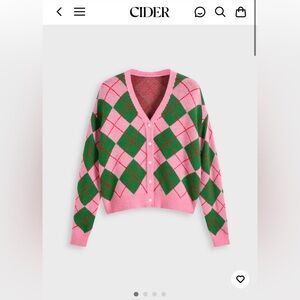 Cider Pink and Green Argyle Print Cropped Sweater 🩷✨💚